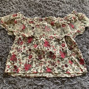 Off-the-shoulder Shirt